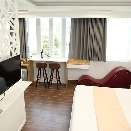 Hong Bao Thach Hotel TP. Hồ Chí Minh Ngoại thất bức ảnh